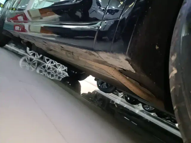 Li Auto L9 — Фото автомобиля 20