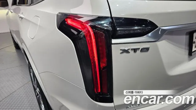 Cadillac XT6 — Фото автомобиля 18