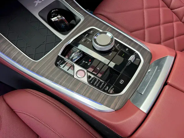 BMW X5 — Фото автомобиля 7
