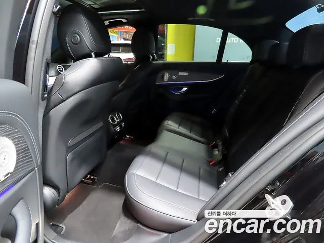 Mercedes-Benz E-Class E-класс W213 E350 4MATIC Exclusive — Фото автомобиля 20