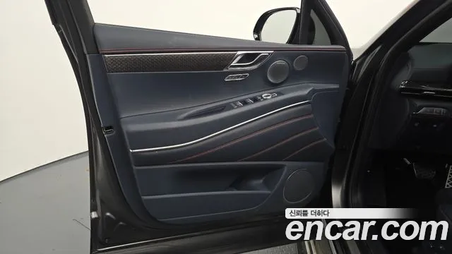 Genesis GV80 — Фото автомобиля 18