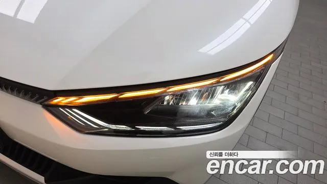Kia EV6 — Фото автомобиля 20
