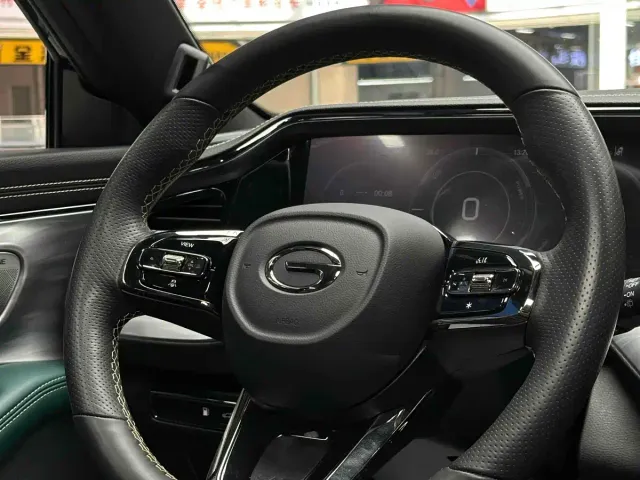 GAC Trumpchi GS8 — Фото автомобиля 12