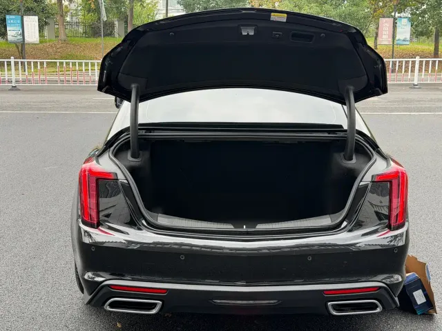 Cadillac CT5 — Фото автомобиля 15