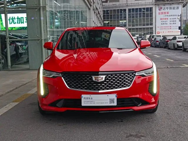 Cadillac CT4 — Фото автомобиля 2