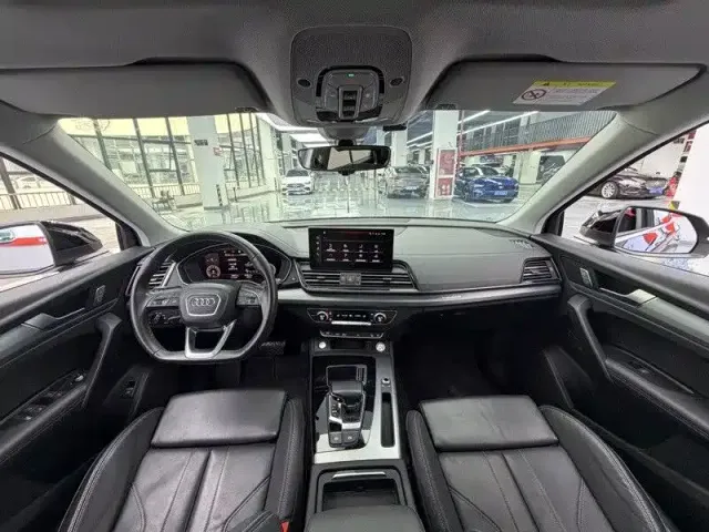 Audi Q5L — Фото автомобиля 9