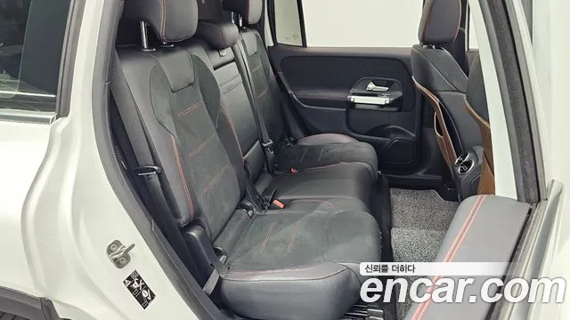 Mercedes-Benz GLB-Class — Фото автомобиля 11