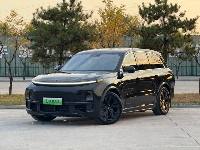 Фотография автомобиля — Li Auto L8