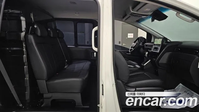 Hyundai Staria — Фото автомобиля 12