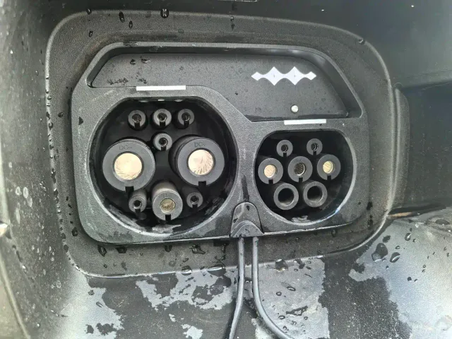 BYD FangChengBao Titanium 7 — Фото автомобиля 10
