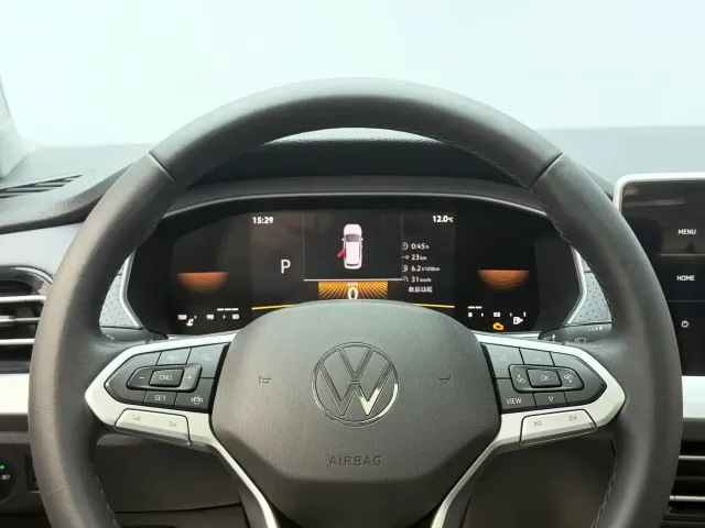 Volkswagen Lavida — Фото автомобиля 14