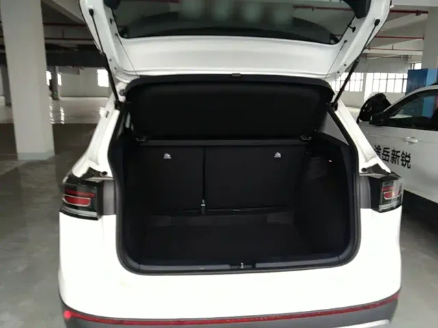 Volkswagen Tharu — Фото автомобиля 18