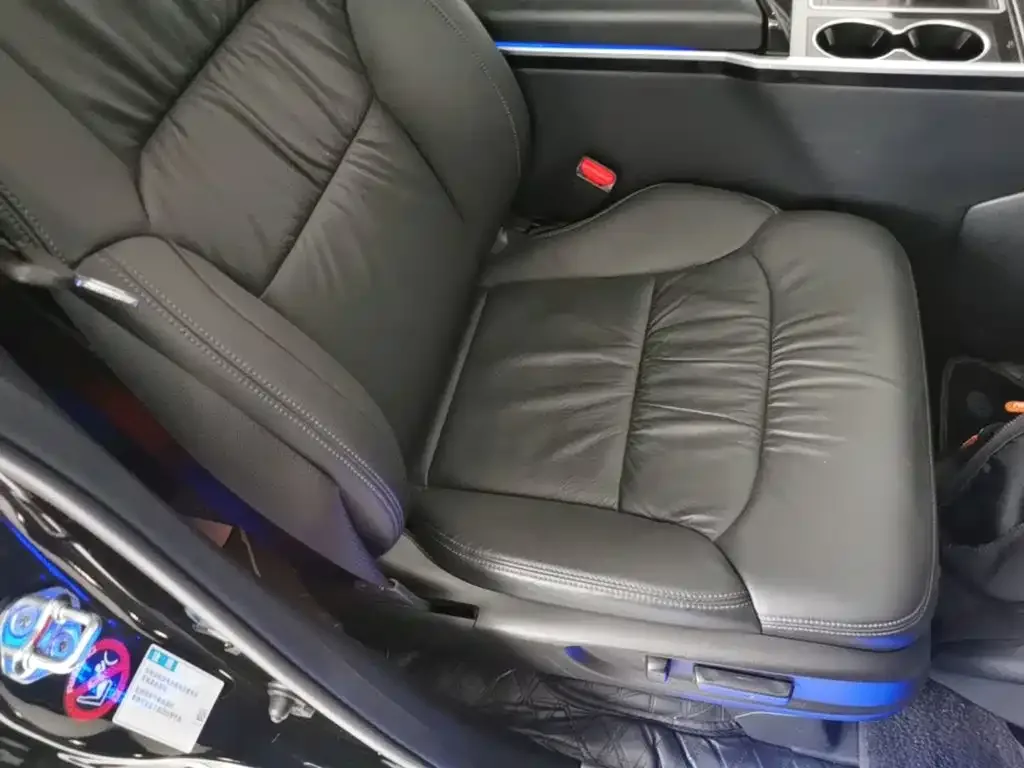 Honda Odyssey 2022 2.0L e:HEV Sharp·Prestige Edition — Фото автомобиля 19