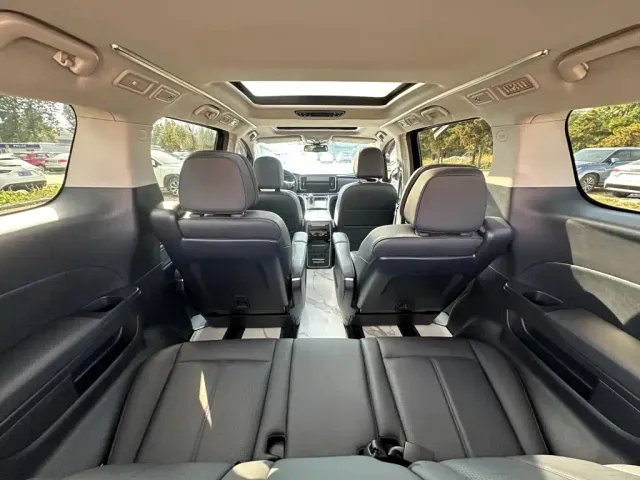 GAC Trumpchi M8 — Фото автомобиля 8