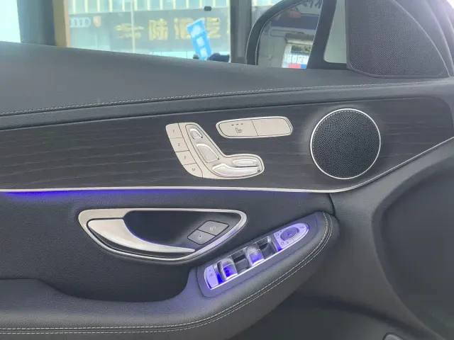 Mercedes-Benz C-Class — Фото автомобиля 9