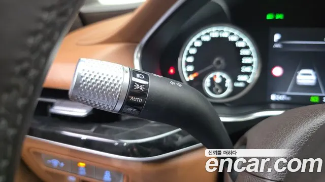 Genesis G80 Бензин 2.5 турбо AWD — Фото автомобиля 28