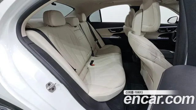 Mercedes-Benz E-Class W214 — Фото автомобиля 17