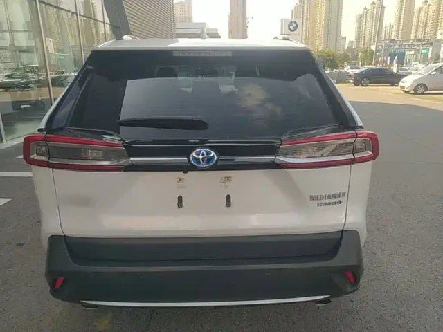 Toyota Wildlander — Фото автомобиля 5
