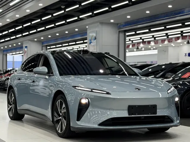 Nio ET5 — Фото автомобиля 3