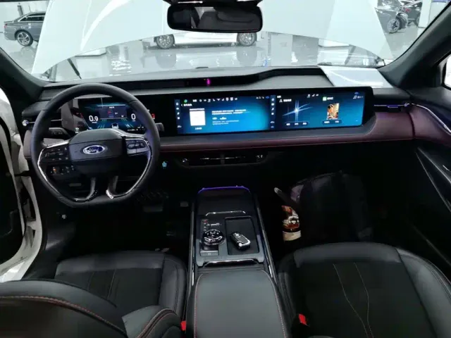 Ford Mondeo — Фото автомобиля 9