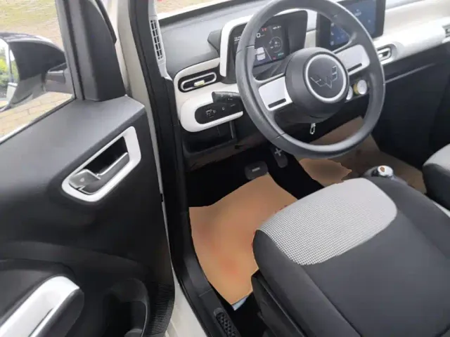 Wuling Hongguang Mini EV — Фото автомобиля 15