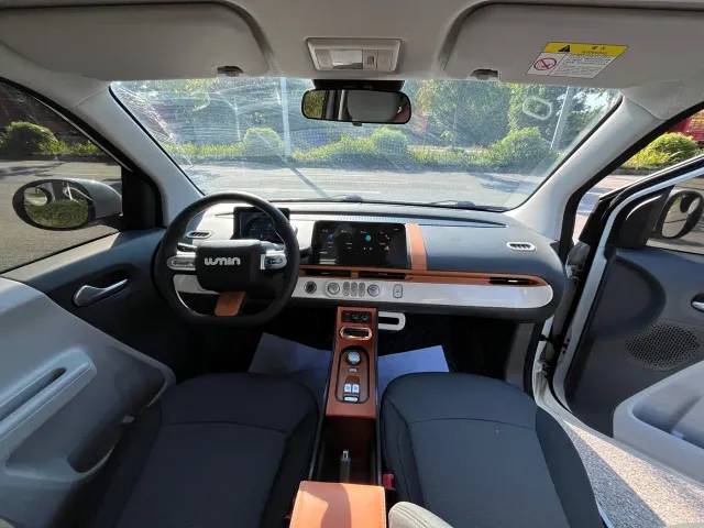 Changan Lumin — Фото автомобиля 16