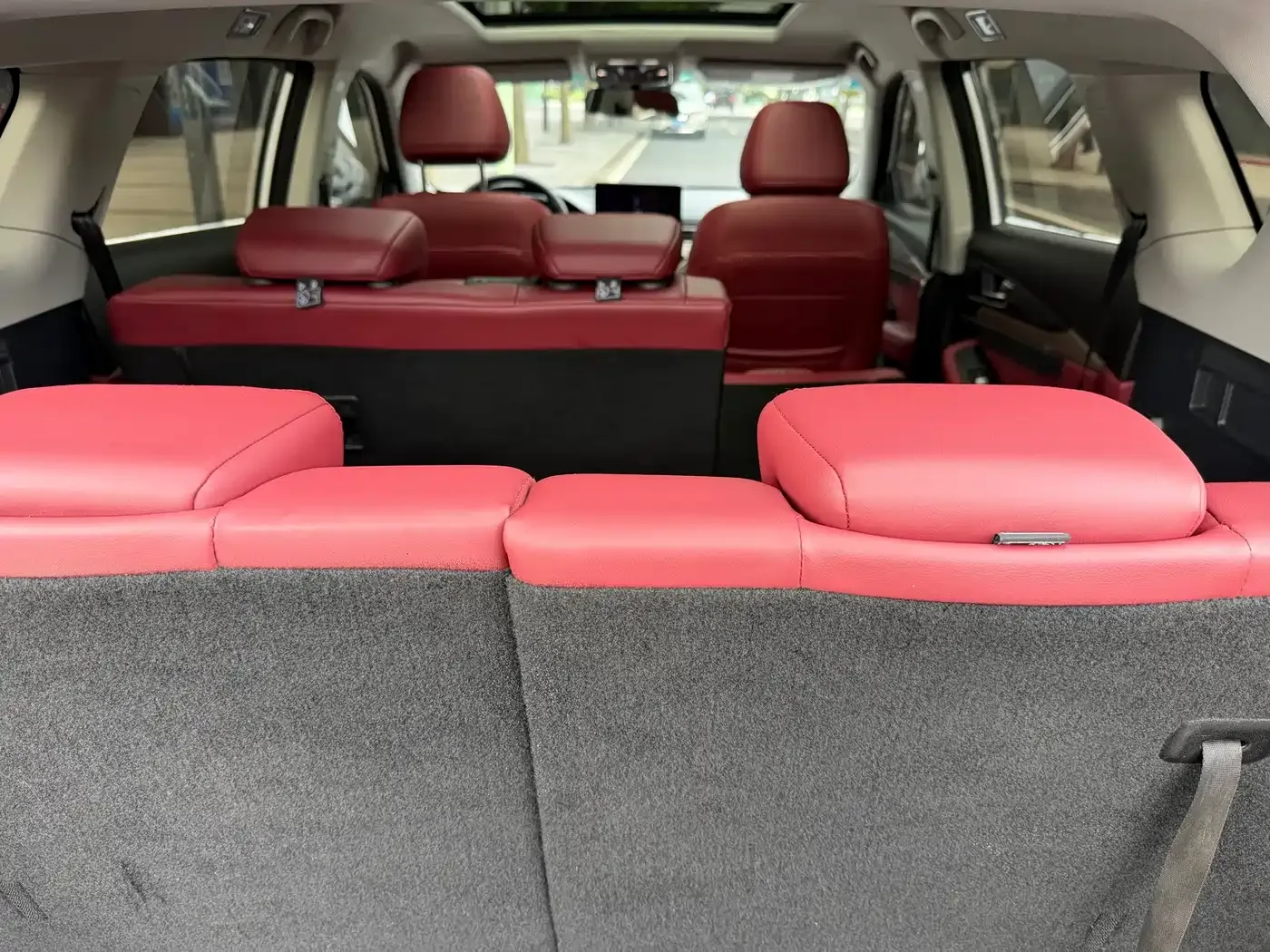 Jetour Jetour X70 2025 1.5T Manual Beyond Edition 7-seater — Фото автомобиля 15