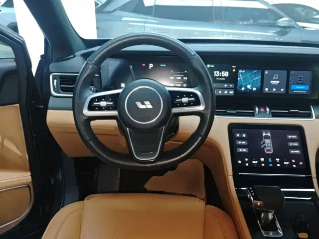 Li Auto ONE — Фото автомобиля 10
