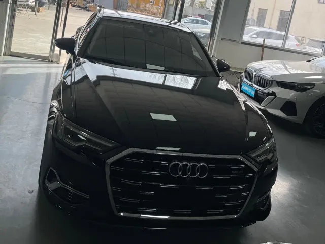 Audi A6L — Фото автомобиля 2