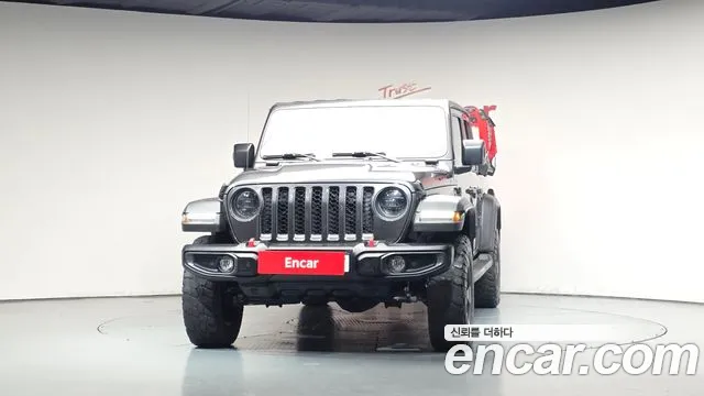 Jeep Gladiator — Фото автомобиля 3
