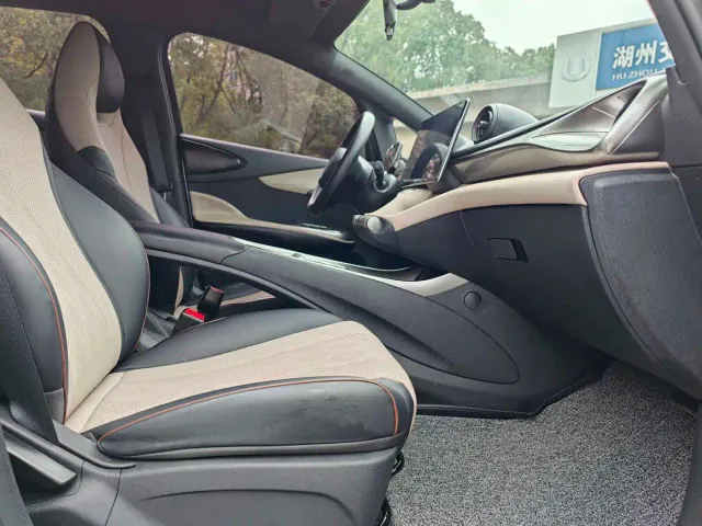 BYD Dolphin — Фото автомобиля 9