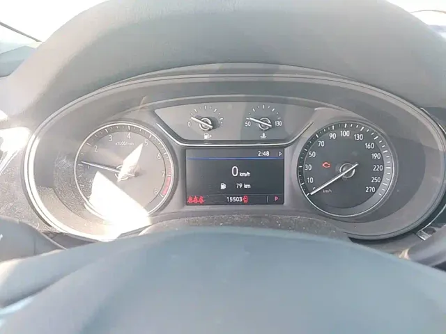 Buick Regal — Фото автомобиля 11