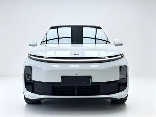 Li Auto L6 — Фото автомобиля 2