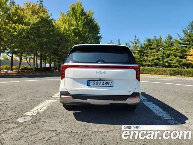 Kia Carnival 4th Gen — Фото автомобиля 4