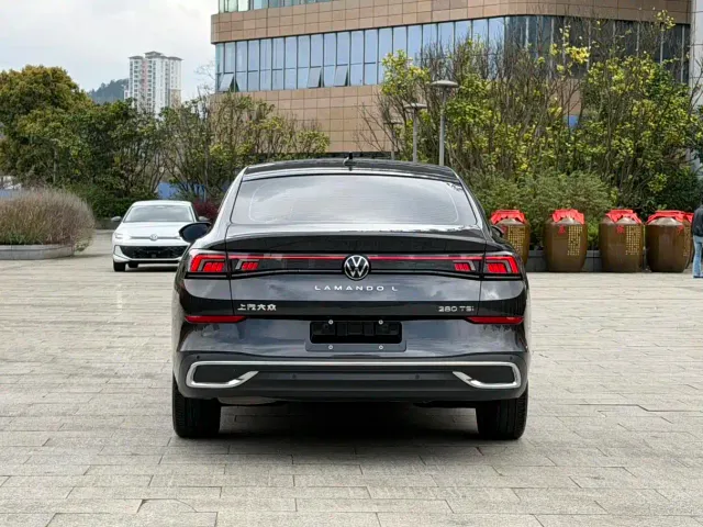 Volkswagen Lamando — Фото автомобиля 5