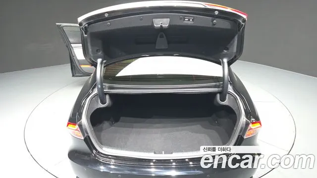 Hyundai Grandeur Новый Grandeur IG — Фото автомобиля 27