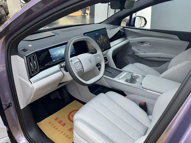 BYD Song Ultra — Фото автомобиля 4