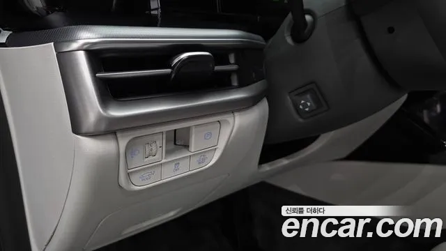 Hyundai Grandeur GN7 — Фото автомобиля 28