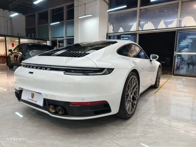 Porsche 911 — Фото автомобиля 4