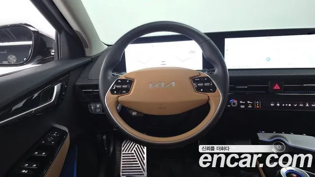 Kia EV6 — Фото автомобиля 12