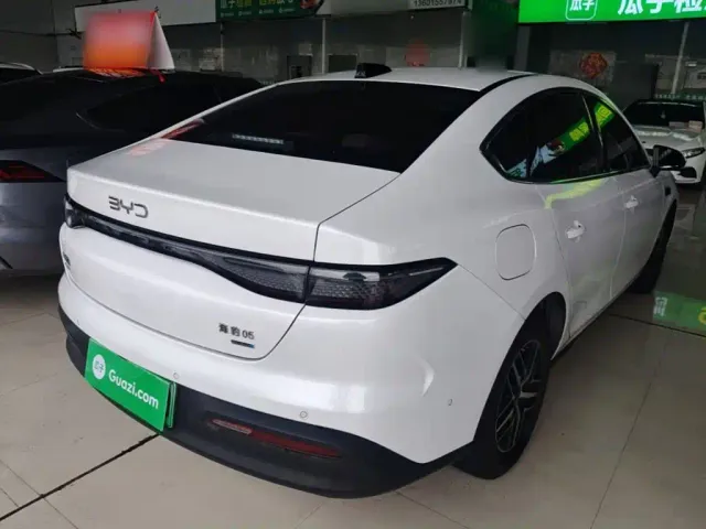 BYD Seal 05 DM-i — Фото автомобиля 6