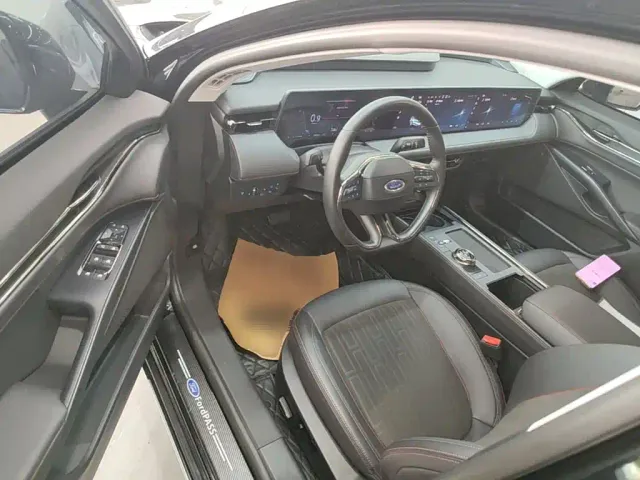 Ford Mondeo — Фото автомобиля 15