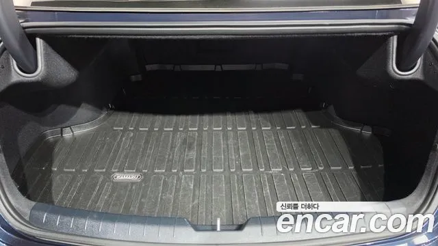 Kia K8 K8 Hybrid — Фото автомобиля 25
