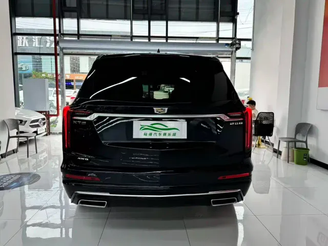 Cadillac XT6 — Фото автомобиля 14