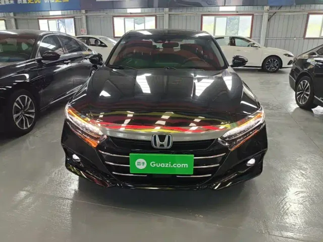 Honda Accord — Фото автомобиля 2