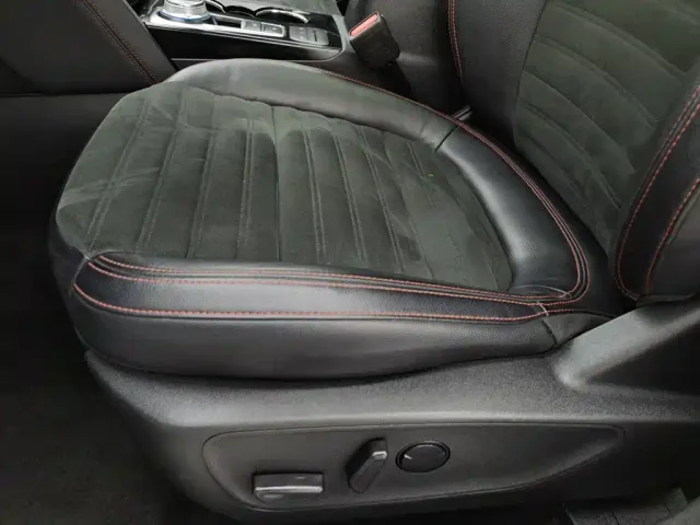 Ford Escape — Фото автомобиля 20