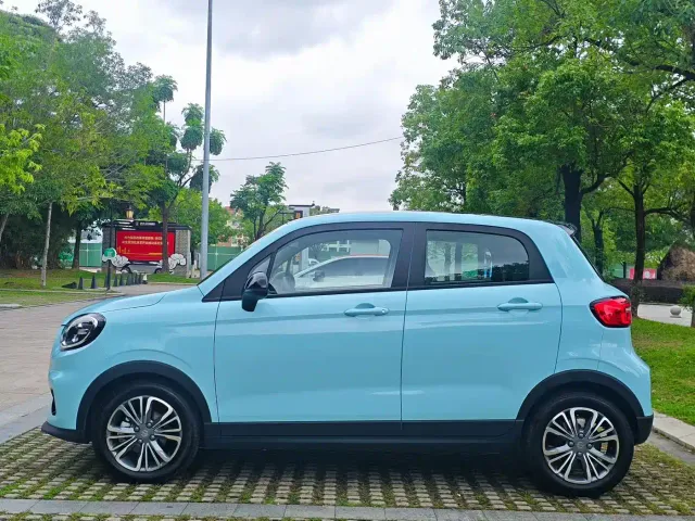 Leapmotor T03 — Фото автомобиля 3