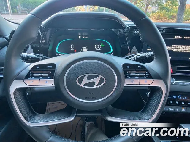 Hyundai Avante CN7 — Фото автомобиля 8