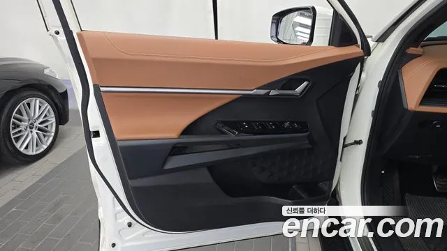 KGM Torres — Фото автомобиля 13