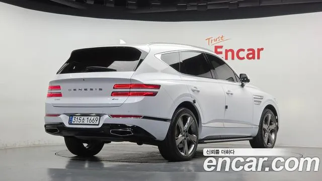 Genesis GV80 — Фото автомобиля 2